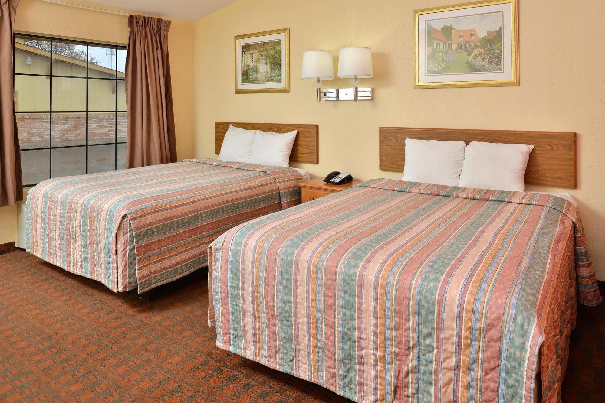 Stadium Motel لوبوك، تكساس المظهر الخارجي الصورة